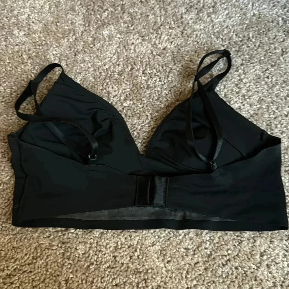NWOT Calvin Klein Padded bralette - Picture 3 of 4